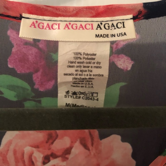 Agaci Navy Blue Floral Blouse - Picture 2 of 8